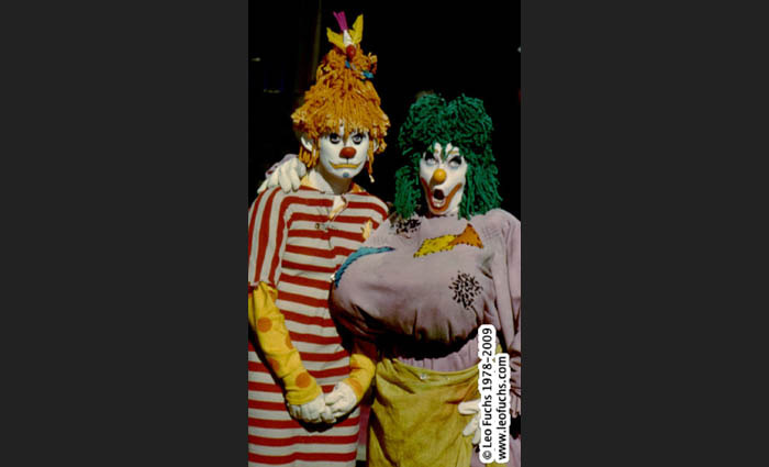 0126 doris day rock hudson spoof clowns series_c_leo_fuchs_photography_www.leofuchs.com.jpg